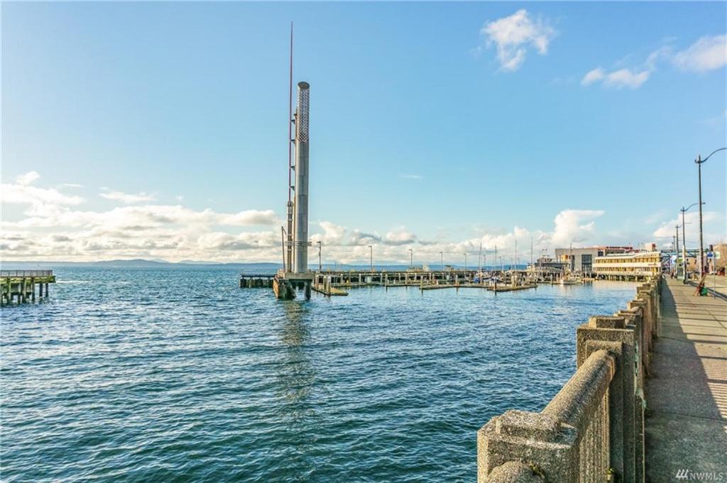 Hébergement de vacances New Downtown 2 Beds, 2 Baths Waterfront Alaska 335 *